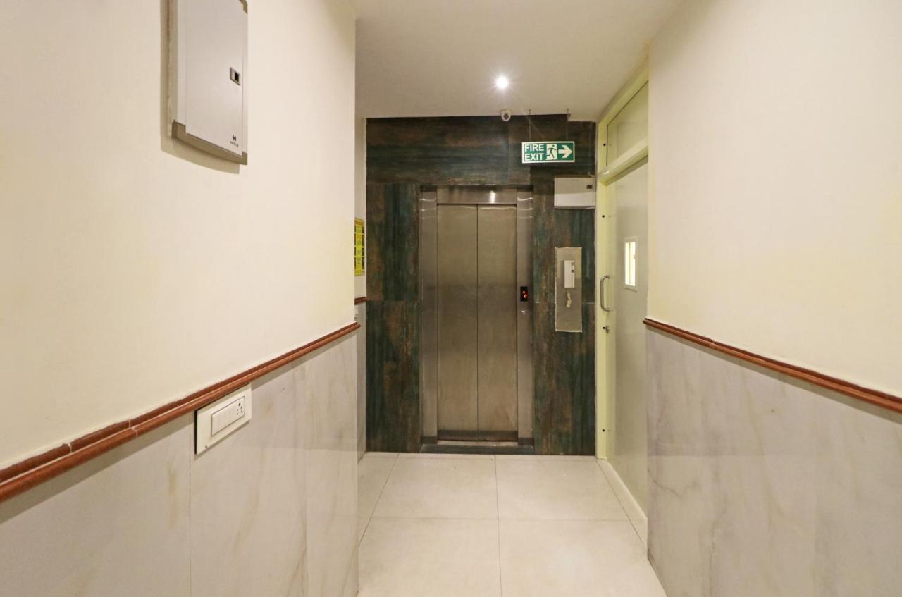 Hotel Paragon Suites Нью-Делі Екстер'єр фото