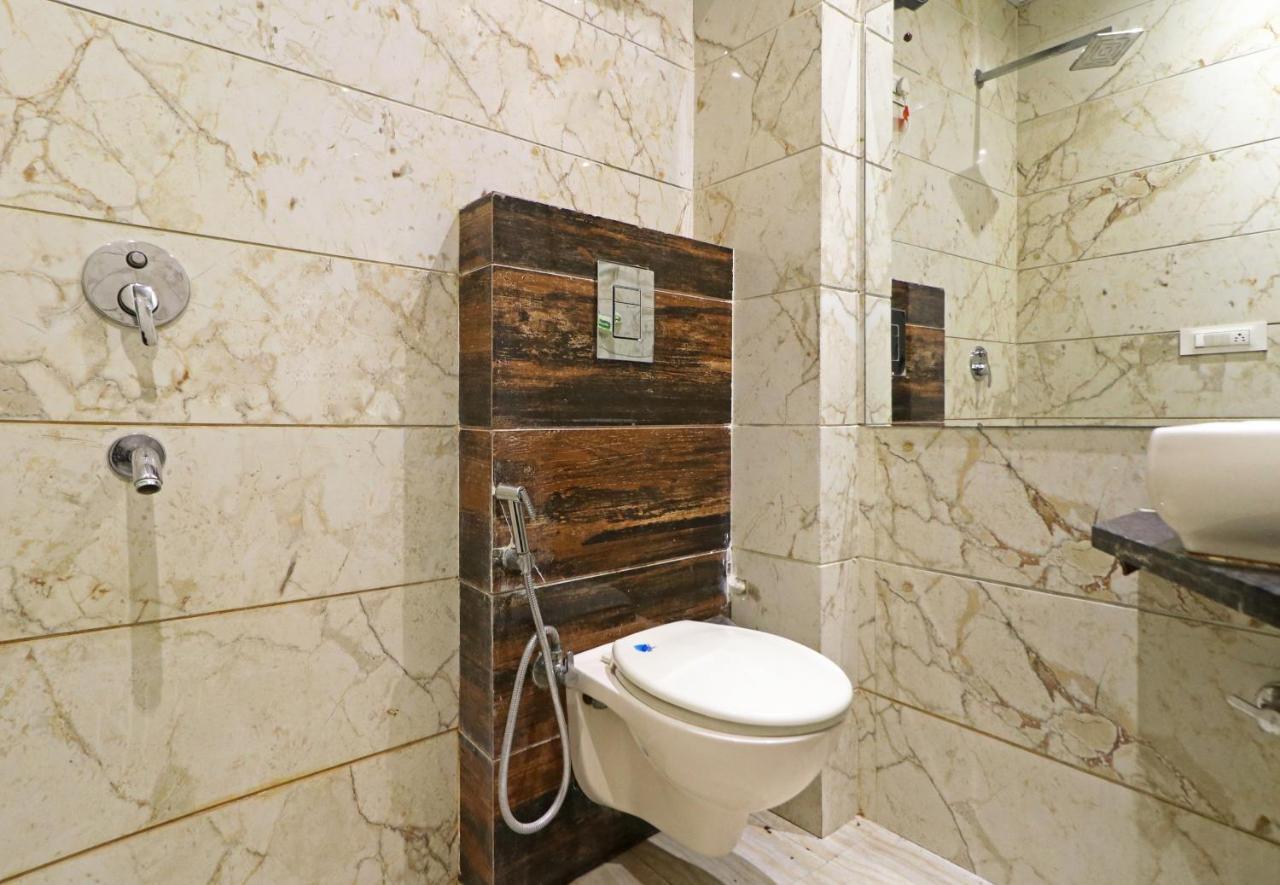 Hotel Paragon Suites Нью-Делі Екстер'єр фото