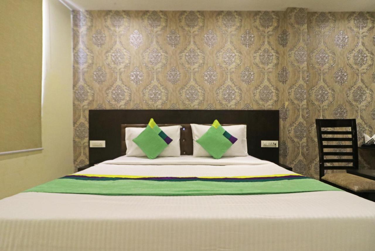 Hotel Paragon Suites Нью-Делі Екстер'єр фото